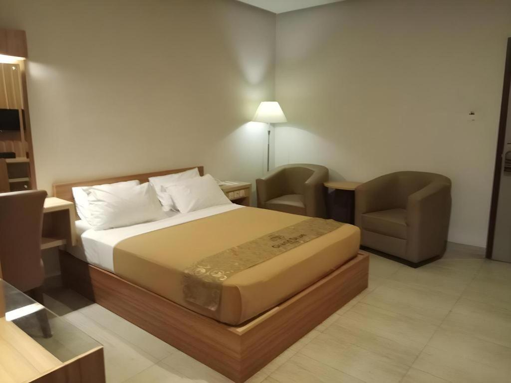 Grand Dian Hotel Slawi Tegal  Luaran gambar