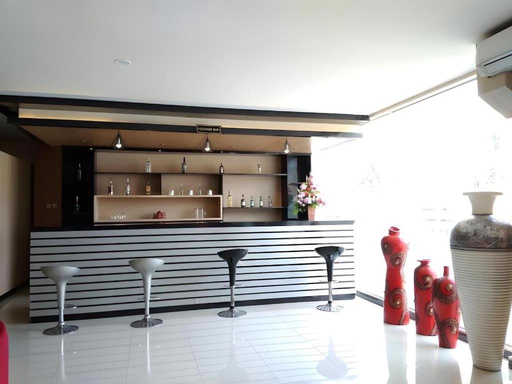 Grand Dian Hotel Slawi Tegal  Luaran gambar